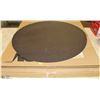 Image 1 : LOT OF 2 BOXES OF 3M P80 LARGE SANDING DISCS