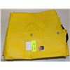 Image 1 : LOT OF FOUR 4XL FLAME GARD RAINJACKET