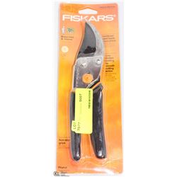 FISKAR HAND PRUNERS - AS IS STORE RETURN