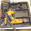 Image 1 : TRAY W/ DEWALT TIN SHEARS 14.4V W/ CHARGER, EXTRA
