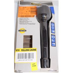 DEFIANT 850 LUM. LED FLASHLIGHT AS IS