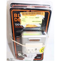 LOT OF 2 B&D POWER INVERTORS - AS IS