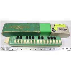 HOHNER MELODICA SOPRANO 25 KEYS GERMANY VINTAGE