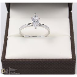 10 KT WHITE GOLD-PLATED LADIES RING