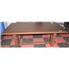 Image 1 : LARGE WOOD TONE KITCHEN TABLE CORNER DAMAGE