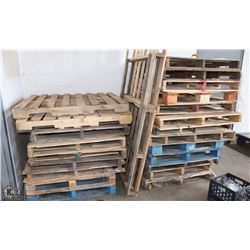 3 STACKS OF WOOD PALLETS