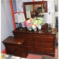 ESTATE 6-DRAWER WOOD DRESSER W/MIRROR