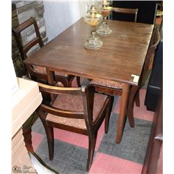ANTIQUE TABLE WITH INTERNAL LEAF