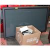 Image 1 : ESTATE LARGE 61" TV WITH BOX WITH DVD'S WII