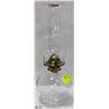Image 1 : ESTATE CLEAR GLASS OIL LAMP