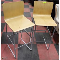 2 MAPLE BAR STOOLS 30"H