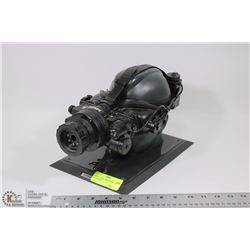 NIGHT VISION GOGGLES TOY WITH HEAD MANNEQUIN