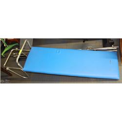 INCLINE EXERCISE BENCH