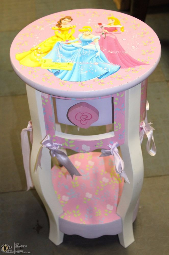 Princess Side Table DISNEY PRINCESS WOOD SIDE TABLE WITH DRAWER