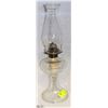 Image 1 : ESTATE CLEAR GLASS OIL LAMP