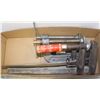 Image 1 : A BOX W 4 LARGE CLAMPS