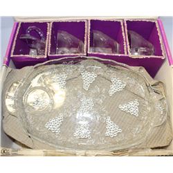 NEW VINTAGE 8 PC SNACK SET BY ANCHOR HOCKING