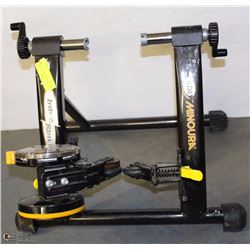 MINOURA INTER RIM BICYCLE TRAINER