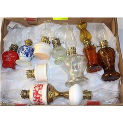 ESTATE SMALL OIL LAMP COLLECTION