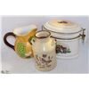 Image 1 : LOT OF 3 HOUSEWARES INCL CERAMIC CANISTER