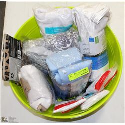 PLASTIC BIN WITH BEDDING ITEMS