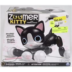 NEW IN BOX INTERACTIVE ROBOTIC ZOOMER KITTY