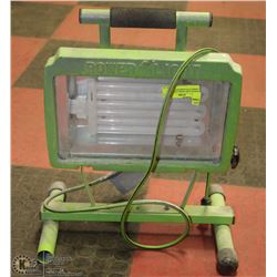POWER LIGHT WORK LAMP - COMPACT FLUORESCENT