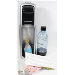 SODASTEAM  POP MACHINE WITH CO2 CARTRIDGE