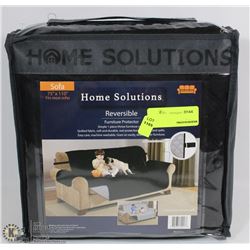 75" X 110" REVERSIBLE SOFA PROTECTOR
