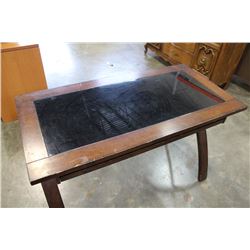 MODERN GLASSTOP DESK