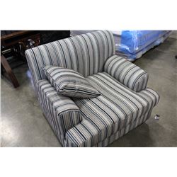 BRAND NEW ASHLEY FURNITURE STRIPED ARMCHAIR