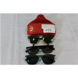 TWO PAIR LADIES RAY BAN SUNGLASSES
