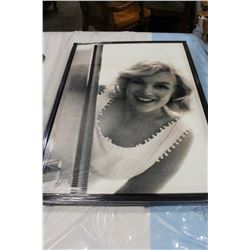 LARGE FRAMED PRINT
