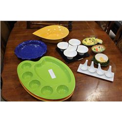 LOT OF DECORATIVE SERVING DISHES AND PLATTERS