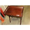 Image 1 : BUTLER TRAY ON STAND