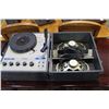 Image 2 : CALIFONE PORTABLE RECORD PLAYER WITH SPEAKERS
