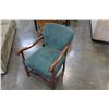 Image 1 : VINTAGE GREEN ARMCHAIR