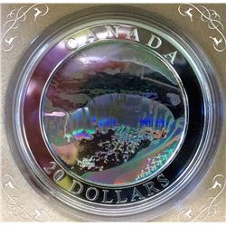 RCM: 2003 $20  Fine Silver 1 Oz Niagara Falls, Hologram. C.O.A. Box & Sleeve.