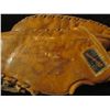 Image 2 : Trappers Ball Glove (Winmore) – Signed - Toronto #37