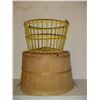 Image 1 : 1 Bushel Basket And 1 Egg Basket