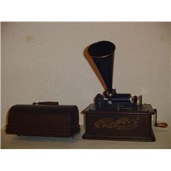 Edison Standard Horn Type Phonograph In Good Working Condition