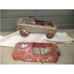 2 1950, S Pedal Cars