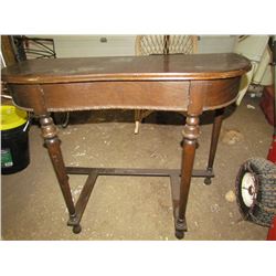 Kidney Shaped Parlor Table 36 x 18 x 30