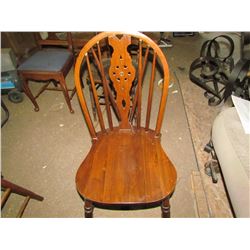 Dining Room Chair with Reinforced Back