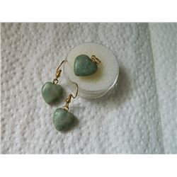 NEW PENDANT & EARRINGS SET - JADE HEARTS