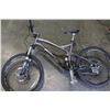Image 1 : SPECIALIZED STUMPJUMPER ELITE FULL SUSPENSION TRAIL BIKE, WITH FOX 32 FORK, MINT CONDITION,