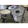 Image 3 : 7 PIECE TAMA IMPERIALSTAR DRUM SET