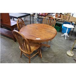 ROUND OAK PEDESTLE TABLE WITH 3 HOOPBACK CHAIRS