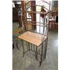Image 2 : MODERN BAKERS RACK WITH WINE RACK