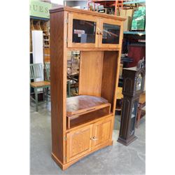 CUSTOM BUILT OAK CORNER SHELF